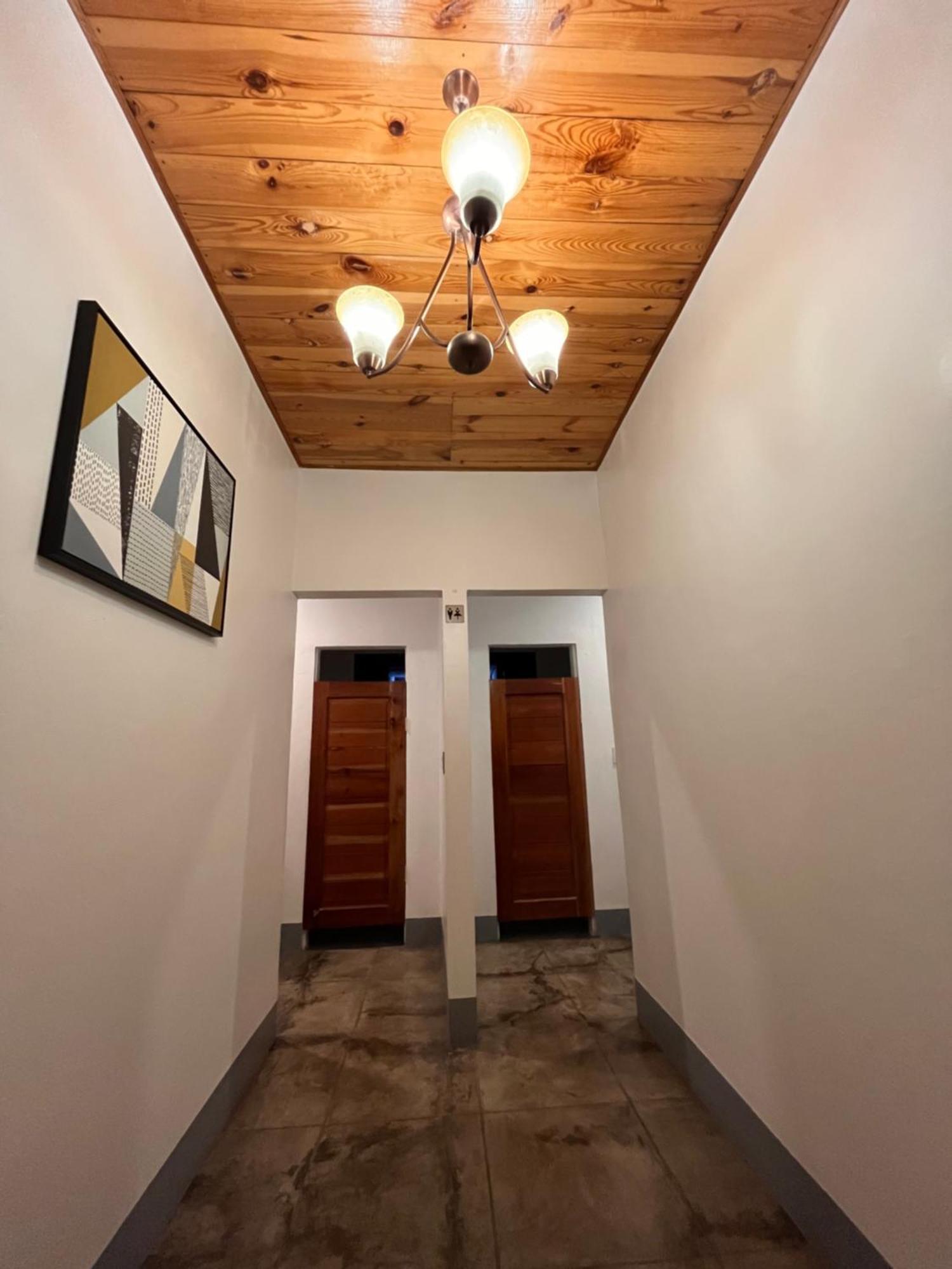 Momo Hostel Moalboal Ngoại thất bức ảnh
